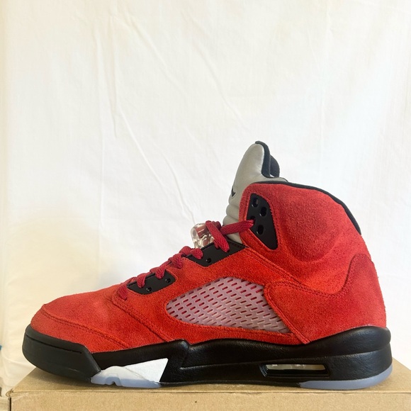 Jordan 5 Raging Bull Red size 12 DD0587-600 2021 PRE-OWNED VNDS - Picture 4 of 9